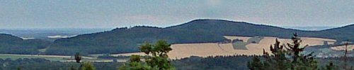 Hennersdorfer Berg aus der Ferne Hennersdorfer Berg aus der Ferne