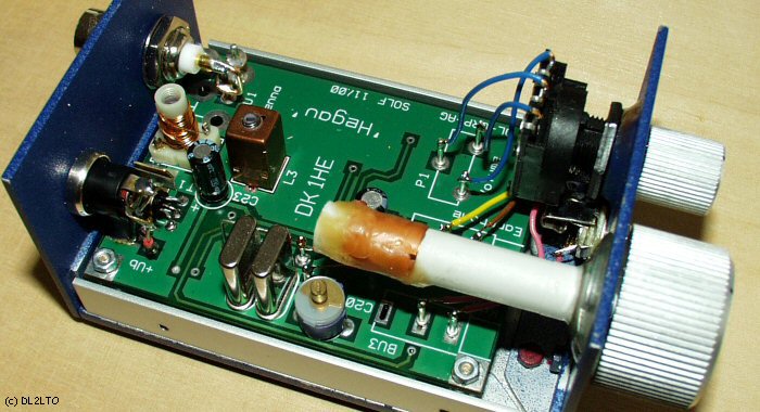 Platine in ein selbstgebautes Ghäuse eingepaßt ...